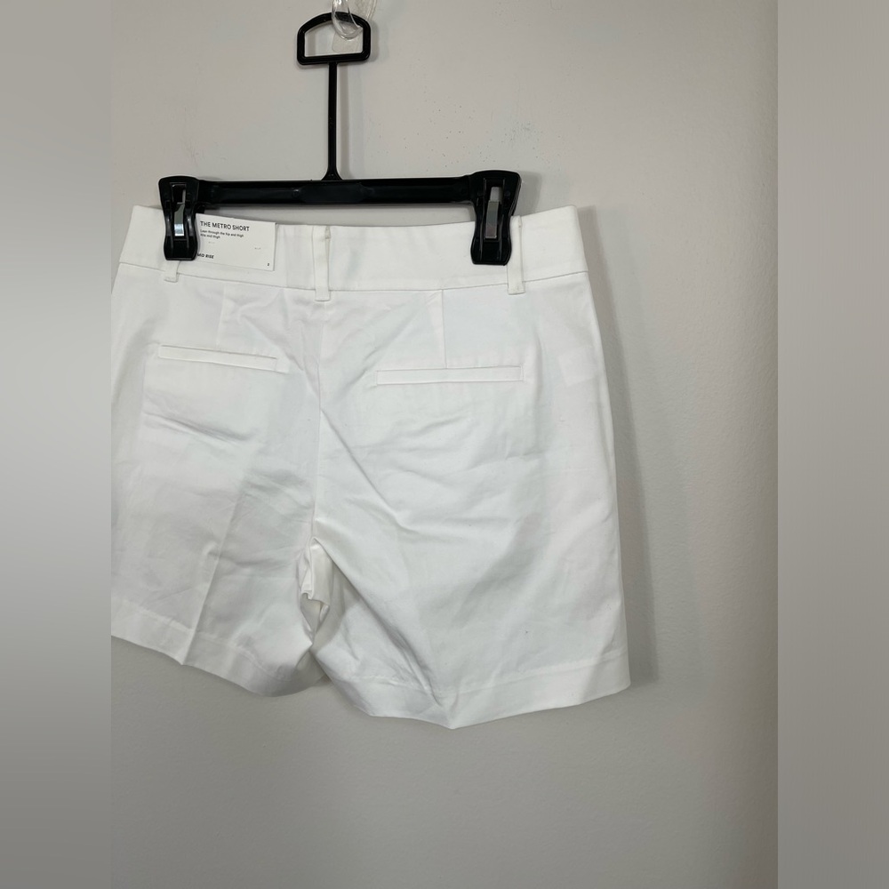 AnnTaylor Loft Shorts White Cotton Pockets Structured Flat Front TheOpenTrunk - Picture 7 of 10